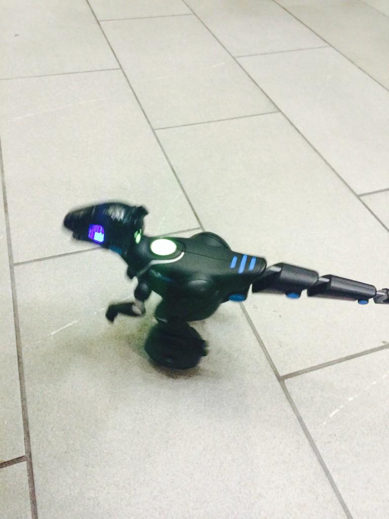 communicable's tweet image. At the hardware Hackathon 😛#hackto