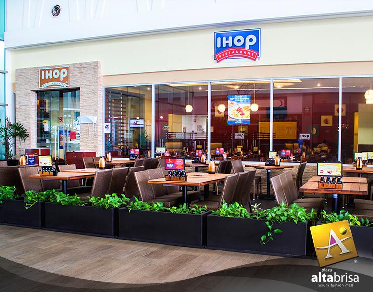 PlazaAltabrisa's tweet photo. ¿Viernes de fiesta? Ven a @IHOPMerida, recárgate de energías y sé libre como el viento. Solo aquí, en @PlazaAltabrisa http://t.co/wzEAJ8JSw7