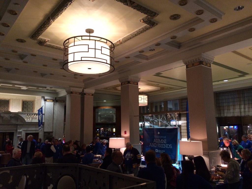 ISUSAF's tweet photo. Pre-game reception is underway @hiltonstldwntwn! Tip-off for @IndianaStateMBB vs Loyola in 2 hours! #IndStateMVC http://t.co/NyNxs6MIAj