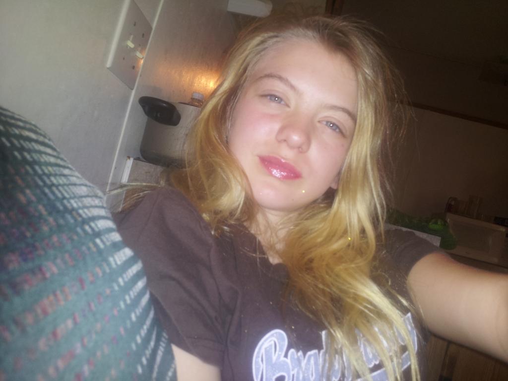 CakeCcake's tweet image. hi people