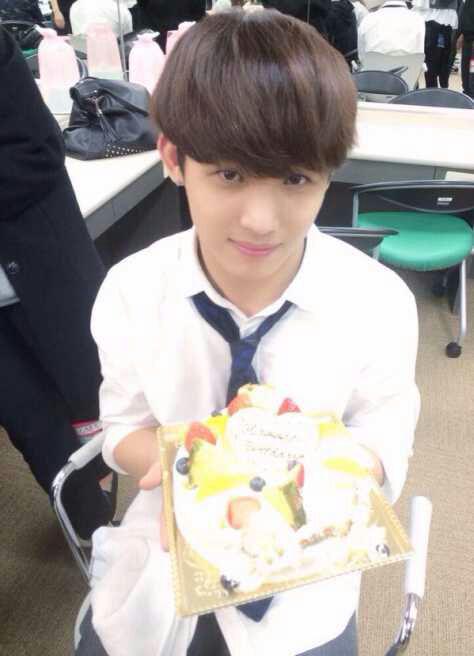 Happy birthday lim hyunsik chagii <3 <3 