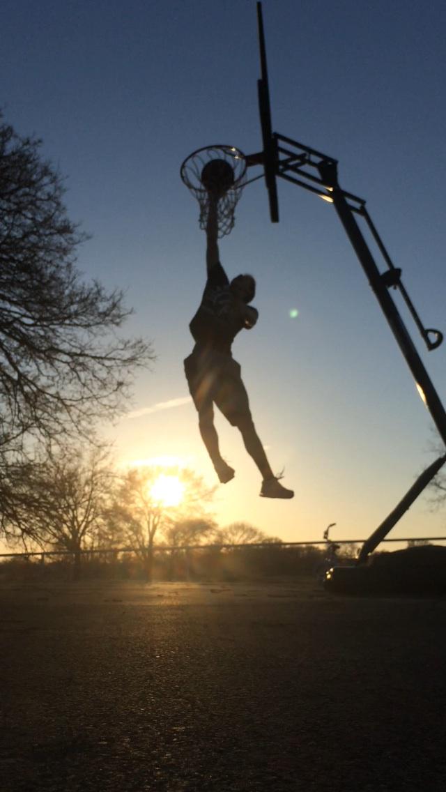 RopeMyers's tweet photo. Holden getting up! #kidsgothops http://t.co/kbqLCXvLQc