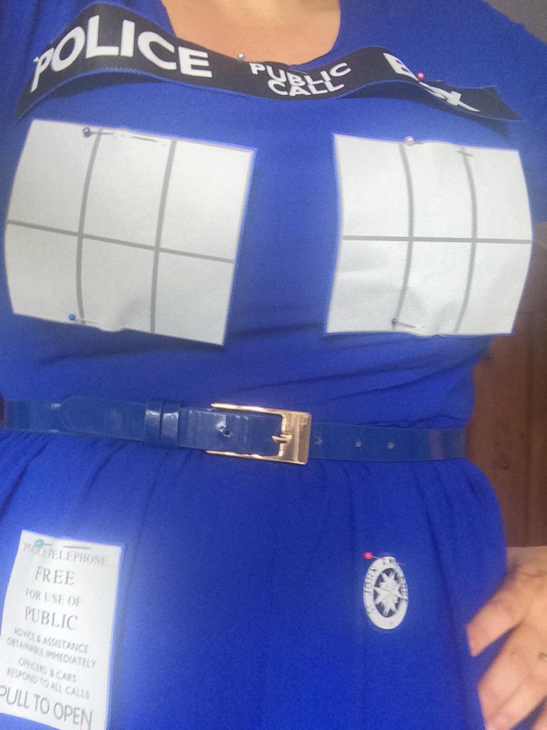 MoataTamaira's tweet photo. Just have to sew these bits in place and we'll be good to go. #cosplay #drwho #boobwindows http://t.co/uE0CmCoWpx
