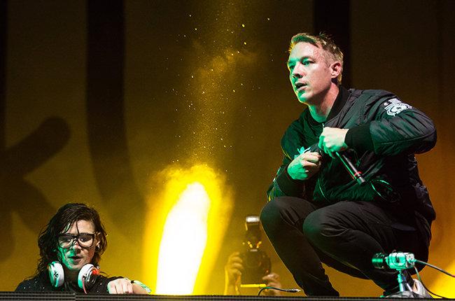 billboard's tweet photo. .@Skrillex and @Diplo's "Jack U" debut at No. 1 on the Top Dance/Electronic Albums chart: http://t.co/O3rWeIcKXs http://t.co/h9P14W8vGk