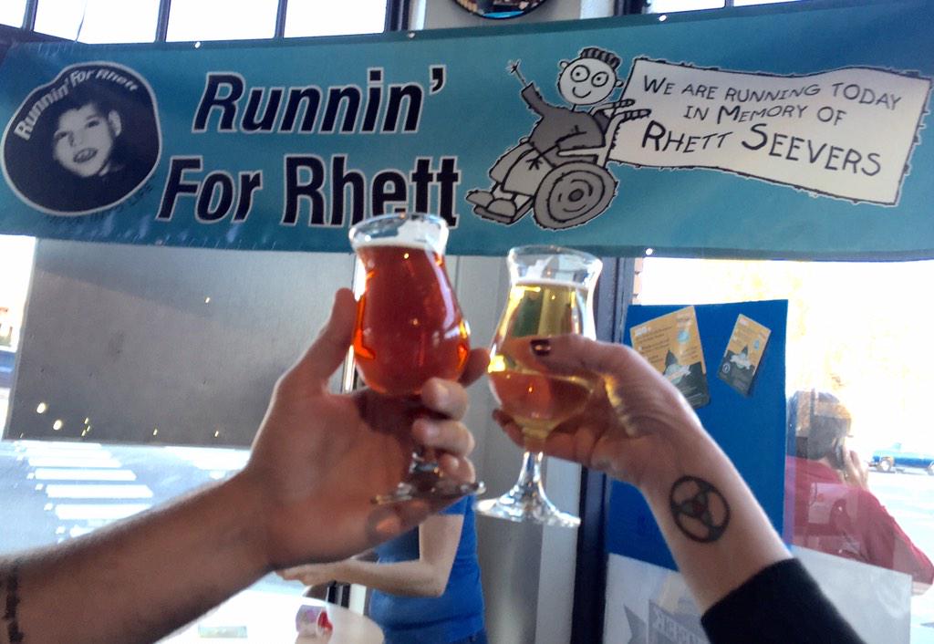 BeersInSac's tweet photo. Come on out &amp; support @RunninforRhett @NewHelvetiaBrew tonight! #SBW2015 #BeersInSacApp http://t.co/kUjYaQZZBf