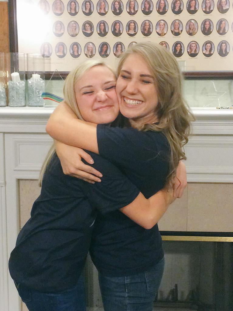 samelizabeth94's tweet image. I ❤️ my nuggets #biglittleprobs #3Fam #ihavetwins