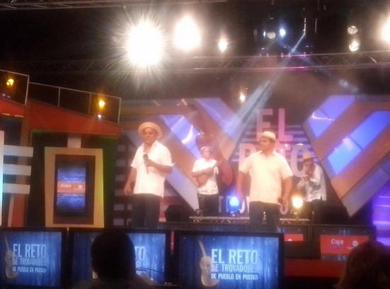 DiaaDiaPa's tweet photo. "RT" Así esta la semifinal de El Reto de Trovadores 2015 @jennyacosta15 #semifinal #fucer http://t.co/jDDgkiyknj