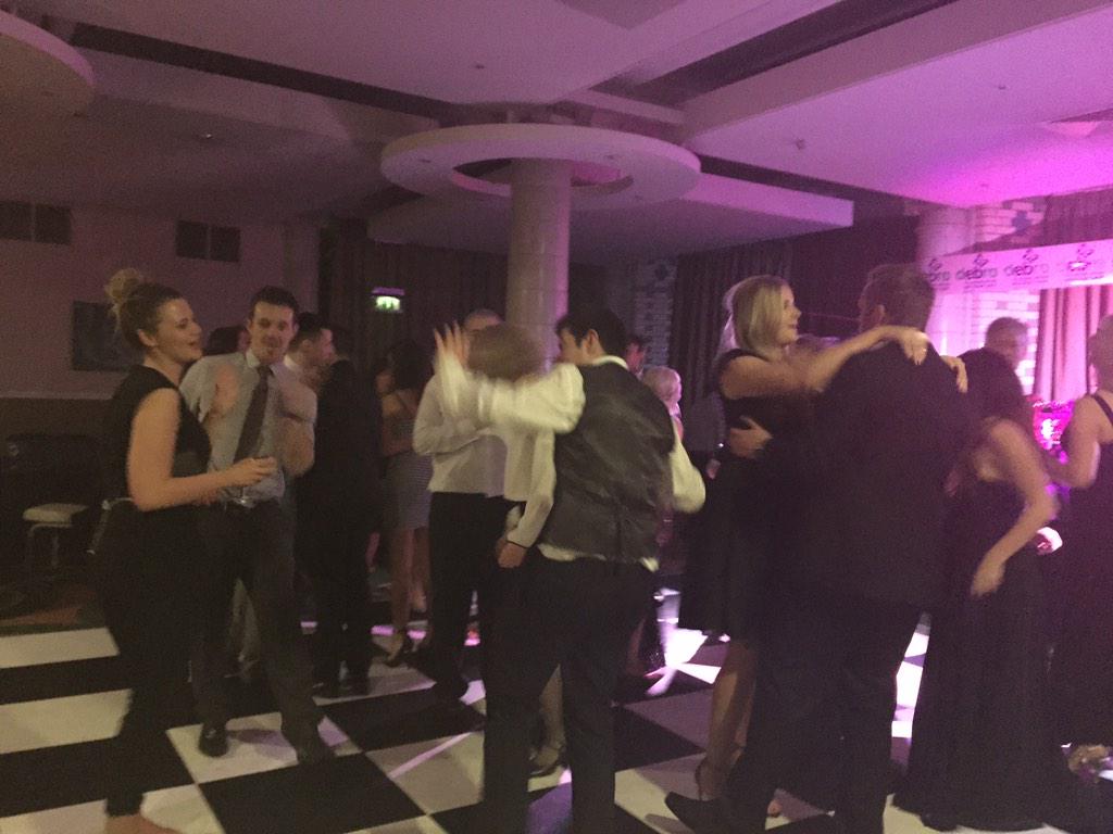 klassic_events's tweet photo. Dance Floor at the Masquerade Ball!!! http://t.co/vb28o07VXn