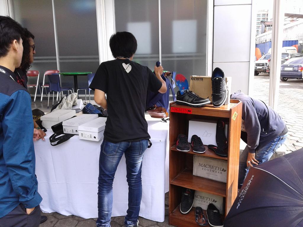 GriffonsArmy Bandung tweet media