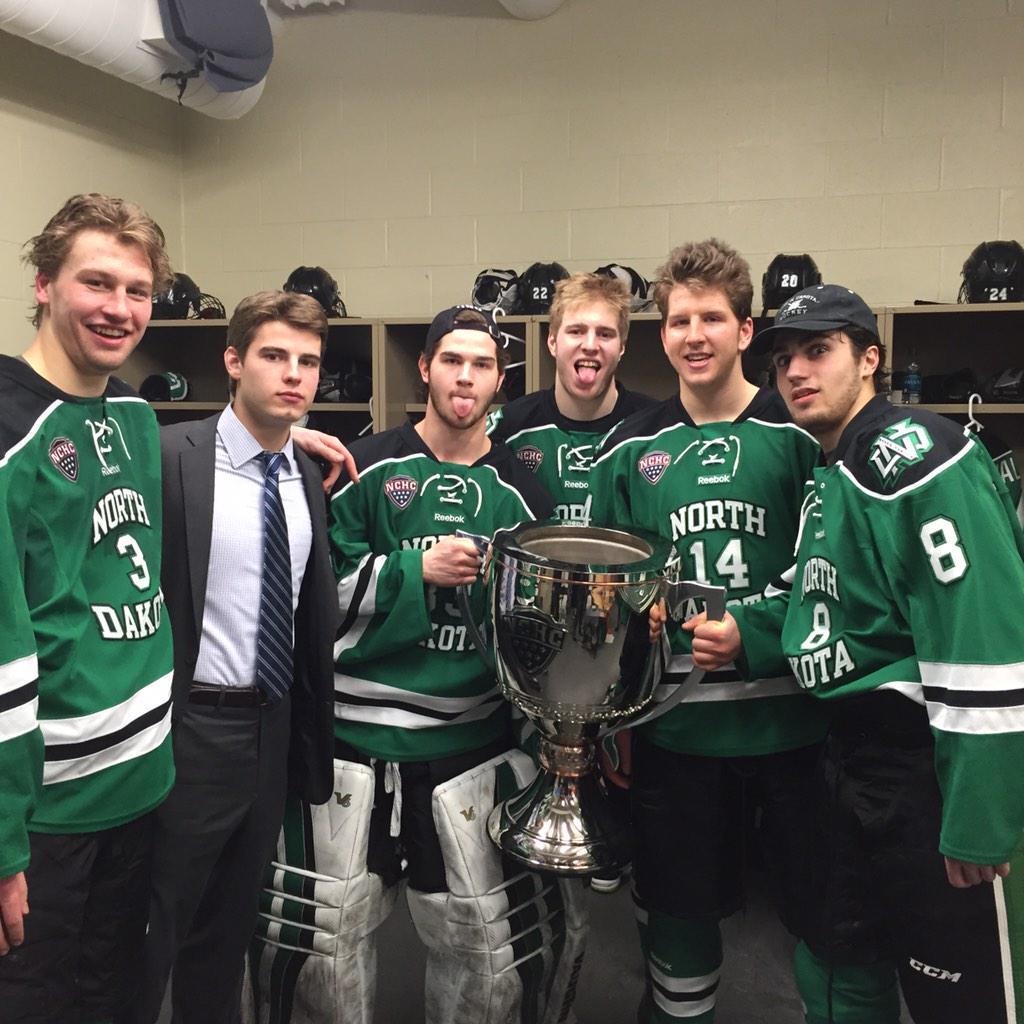 Penne Rosa champs for the boisss #Tradiiing