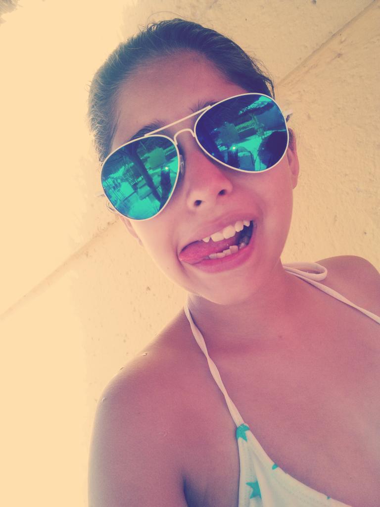 alysonhm74's tweet photo. -Hablan de mi y ni me conocen. http://t.co/MonpJB8dR5