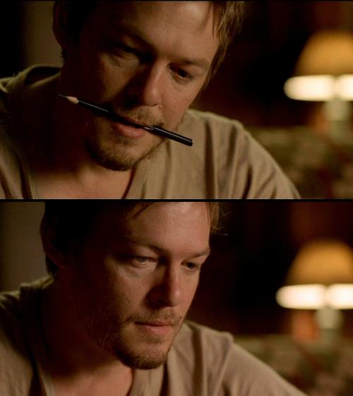 ZellDixon's tweet photo. Good Night =D / John - messengers 2 #normanreedus #messengers2 #johnrollins #thescarecrow #moviehorror http://t.co/H5VTHcfTck