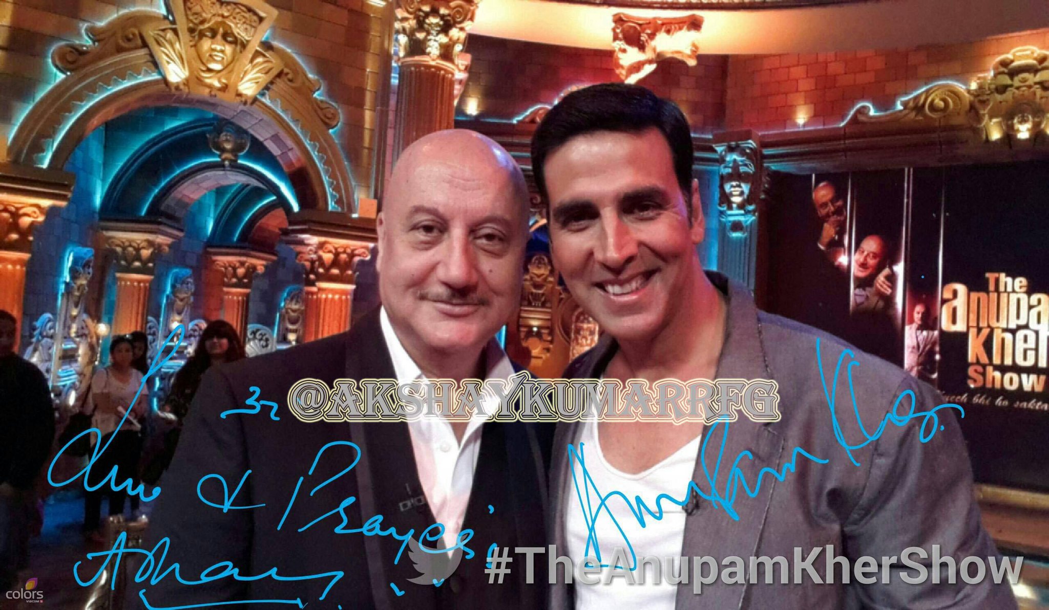  Heartly wishes Legend Anupam Kher ji a Very Happy Birthday!  
