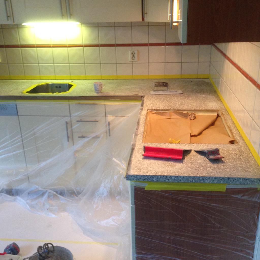 leutie1980's tweet photo. Weer een #kunstof #aanrechtblad versteend met #bealmortex http://t.co/Y9rHxJXyqq