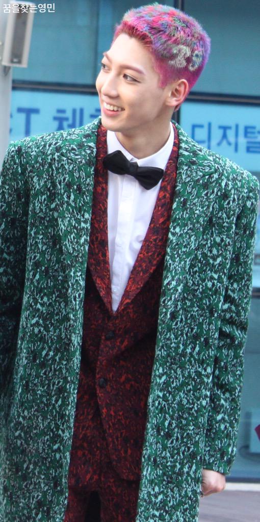 B_e3StsUYAEkr4c.jpg:large