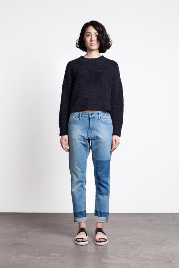 WEEKEND BUY: #HopeSthlm makes one crazy cute pair of boyfriend jeans. ow.ly/K2LDx  cc <a href="/OneofaFew_/">One of a Few</a>