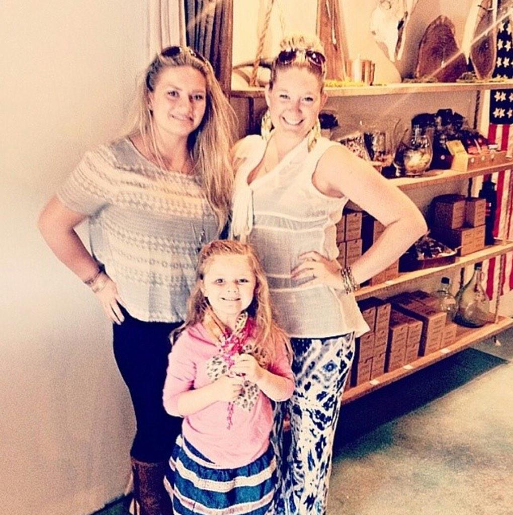 blueridgejerky's tweet photo. I love when good friend &amp; local shop owner of @Blush809 &amp; @blueridgecandle comes to visit me at @blueridgejerky http://t.co/98vVaNQgP8