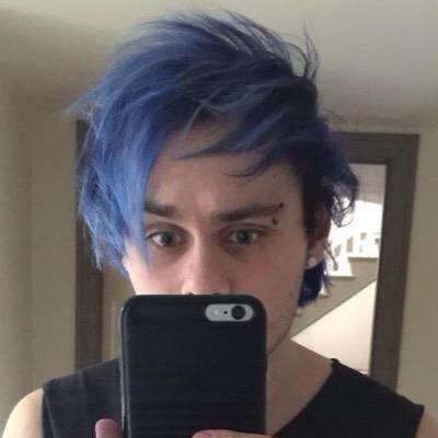 KiaraAroha15's tweet photo. #vote5sos #KCA rt and quote http://t.co/Svhnqk1MvS