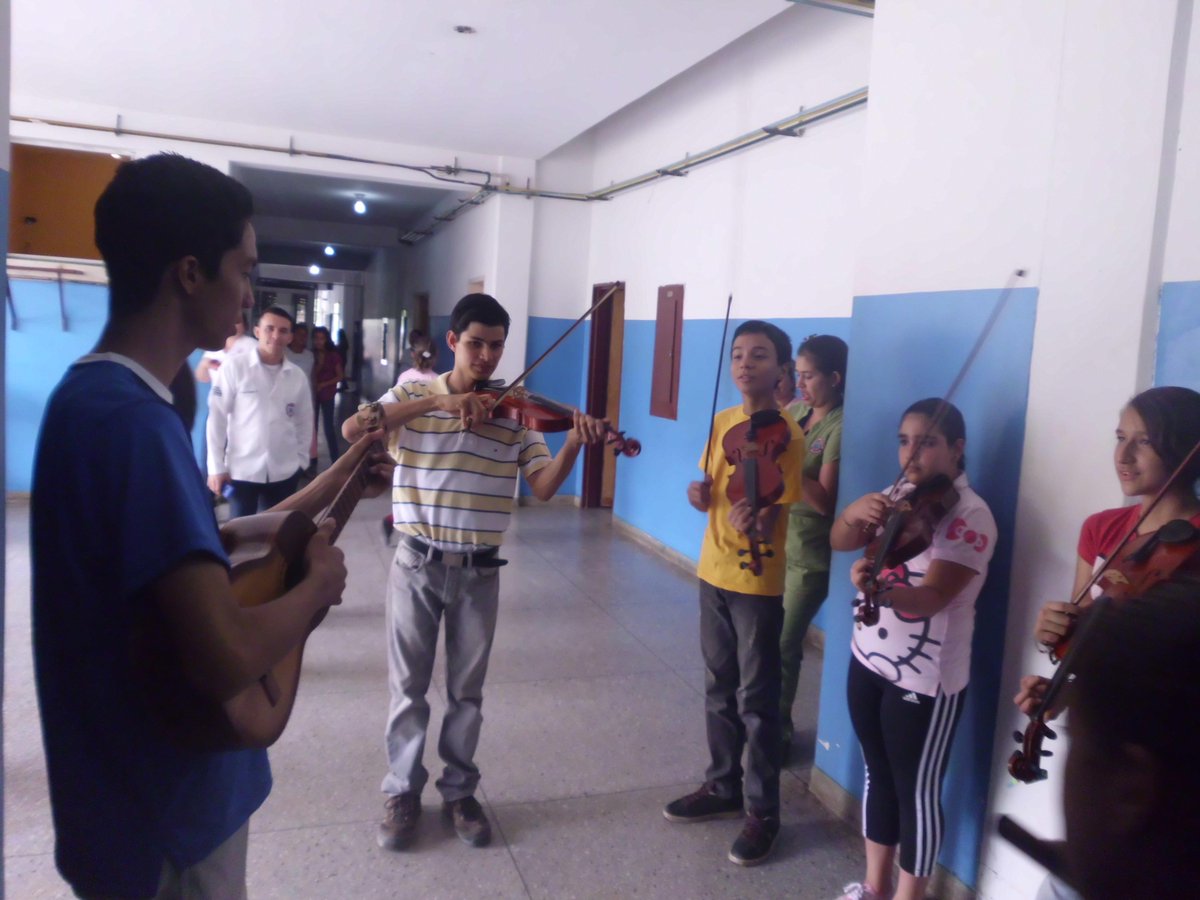 24-feb-2015
Orq Socopó
Hospital Dr. Jose León Tapia 
<a href="/elsistema/">El Sistema</a>  #ElSistemaCumple40 @Nucleobarinas