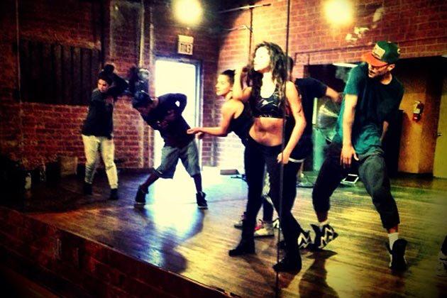 tributetweetss's tweet photo. Selena gomez dancing appreciation http://t.co/NiYNfOyrbm