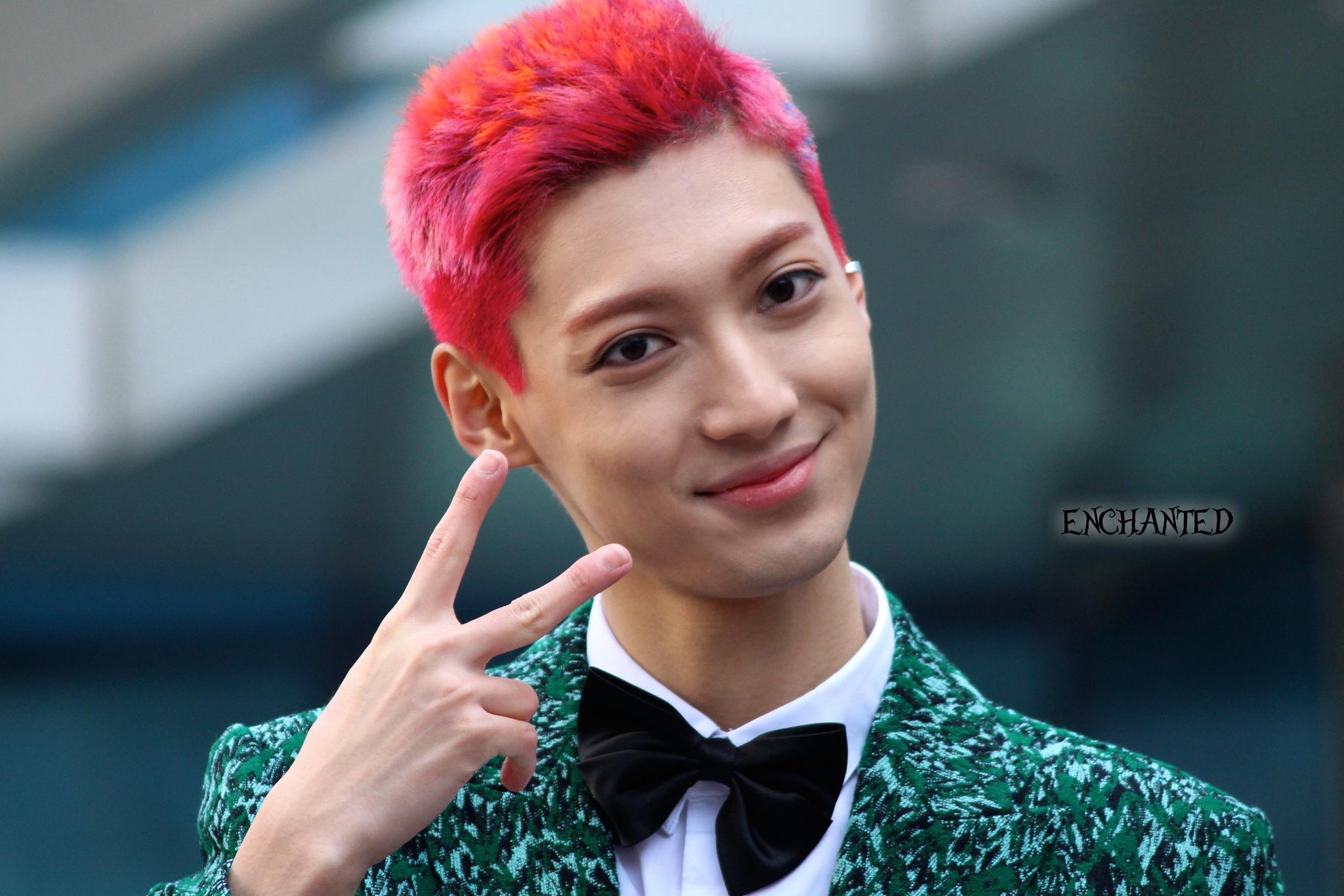 B_eJDDPVEAIlMop.jpg:large