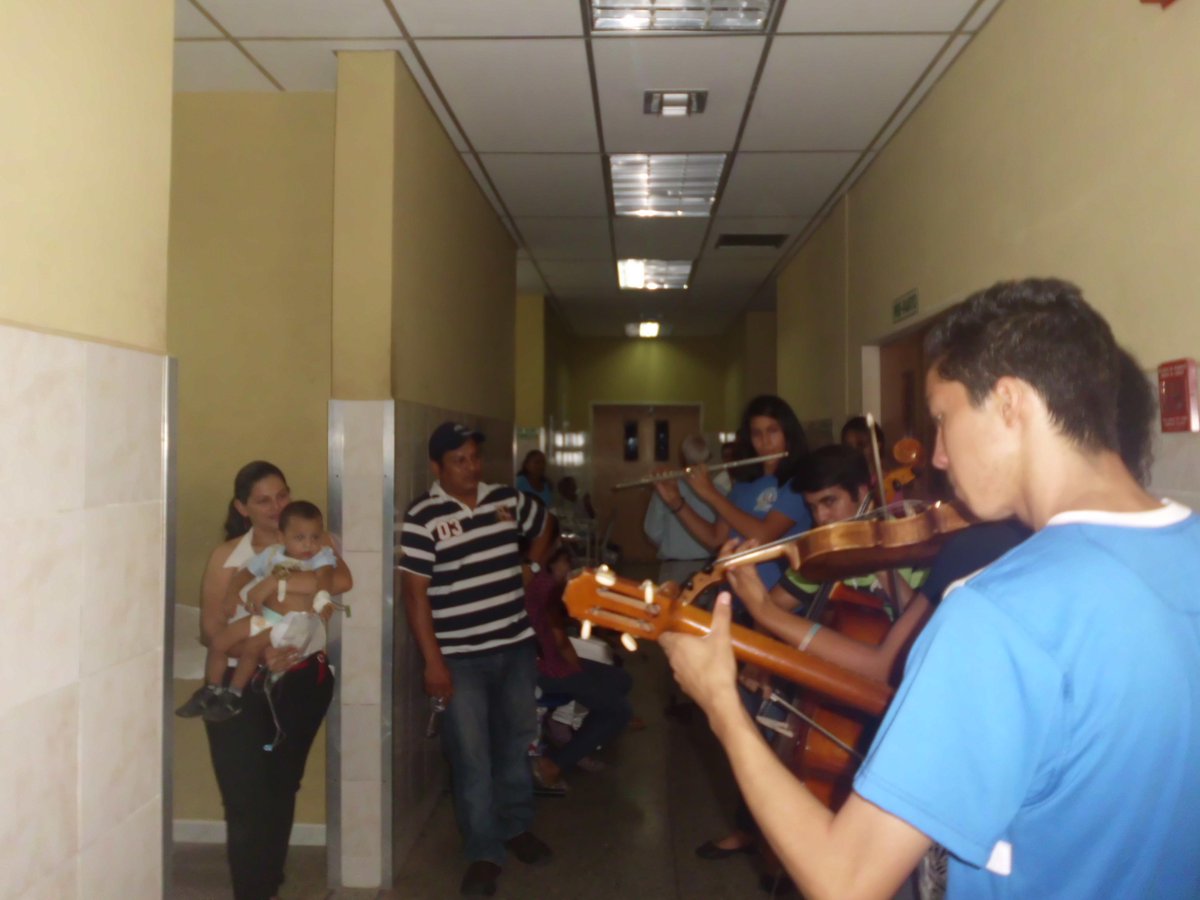 24-feb-2015
Orq Socopó
Hospital Dr. Jose León Tapia 
<a href="/elsistema/">El Sistema</a>  #ElSistemaCumple40 @Nucleobarinas