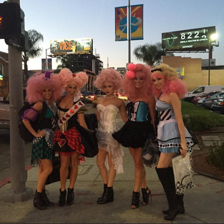 marissaheart's tweet photo. Casually took over Hollywood tonight with these beauties 💕 #labcf #msagirls @msaagency @justjennmsa http://t.co/LQViCkcYrx