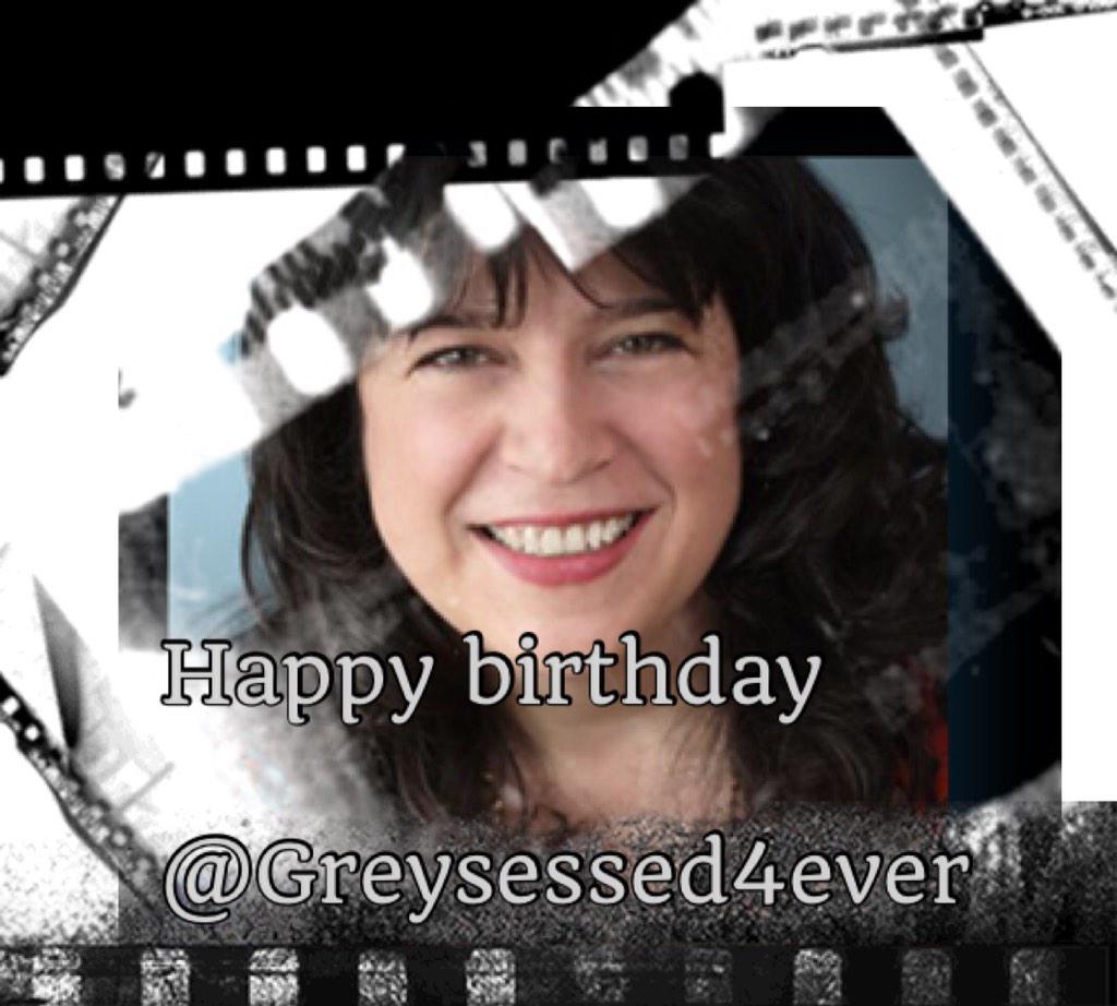  Happy birthday you enjoy your day and your wishes are fulfilled, a big hug, love and happiness for you    
