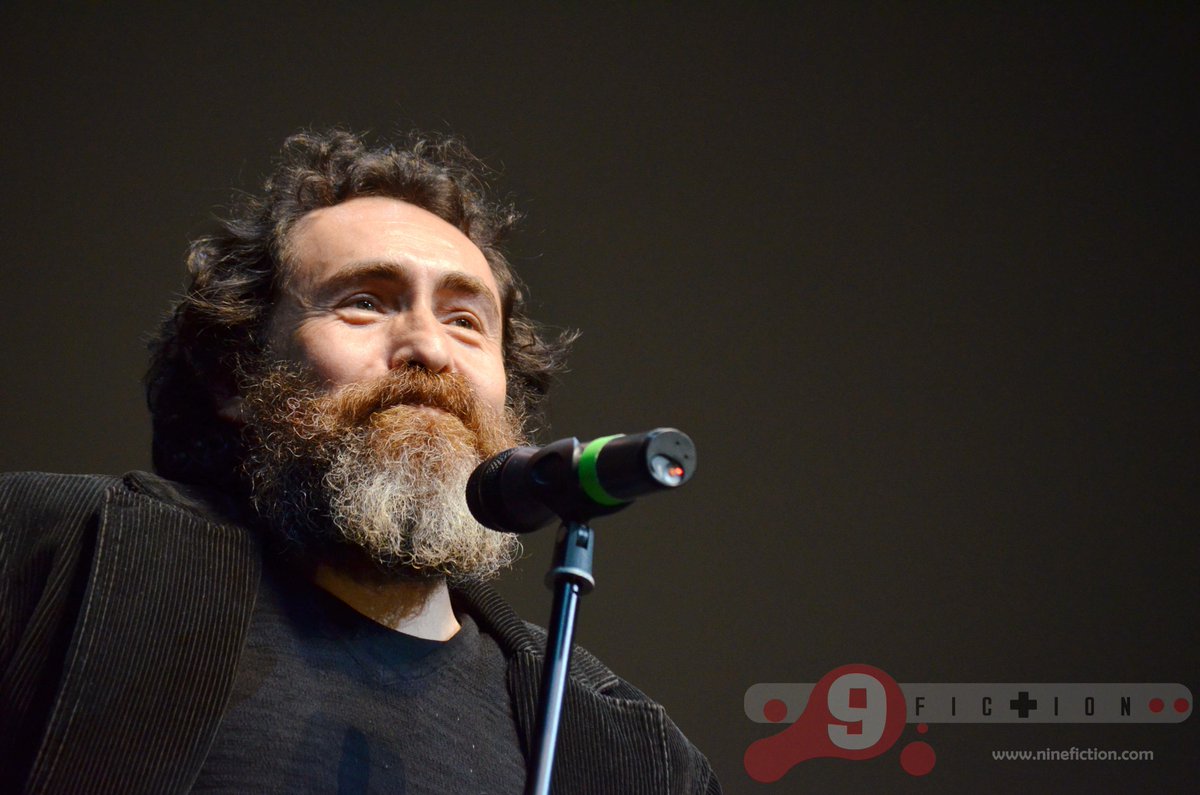 premiosariel's tweet photo. Demián Bichir presentó su mas reciente película "Muerte en Buenos Aires" en la primera gala del #FICG30 @FICGoficial http://t.co/wdVGaHtjdk"