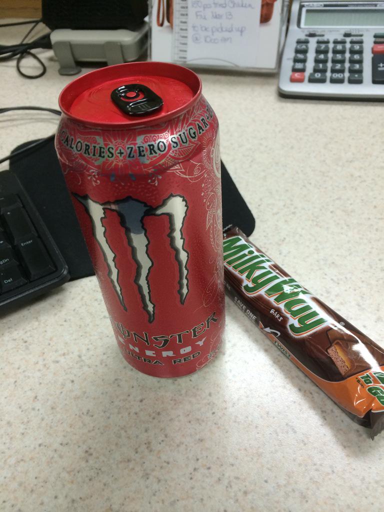 Kev_Emo's tweet photo. Bout to whoop the rest of this night's ass. #RetailNightLife http://t.co/mrMFuuqLJ4