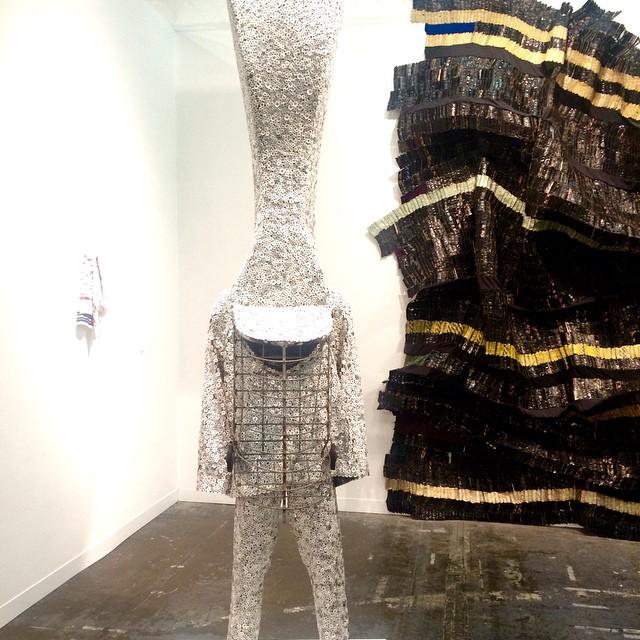 This weekend <a href="/thearmoryshow/">The Armory Show</a> #nickcaveart #soundsuit #elanatsui #thearmoryshow ift.tt/1zYxKwb