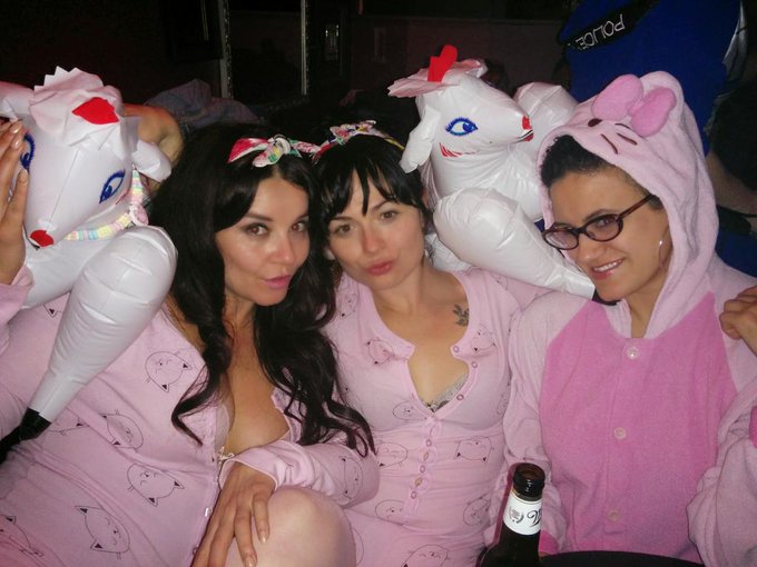 Just a Friday night out on the town. In our onsies. With lambs. @SiouxsieQJames @pamperedpenny http://t<a href="/tag/sflesbians"class="tags"><span>#sflesbians</span></a><a href="/tag/ilikewinning"class="tags"><span>#ilikewinning</span></a>