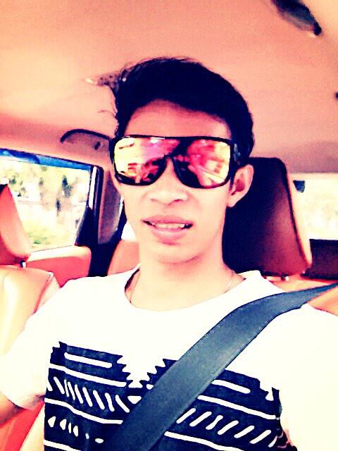 dannyenda's tweet photo. Yang aku inginkan adalah bebas lepas seperti burung😎🔫🚬 http://t.co/TqOc53V4Qs