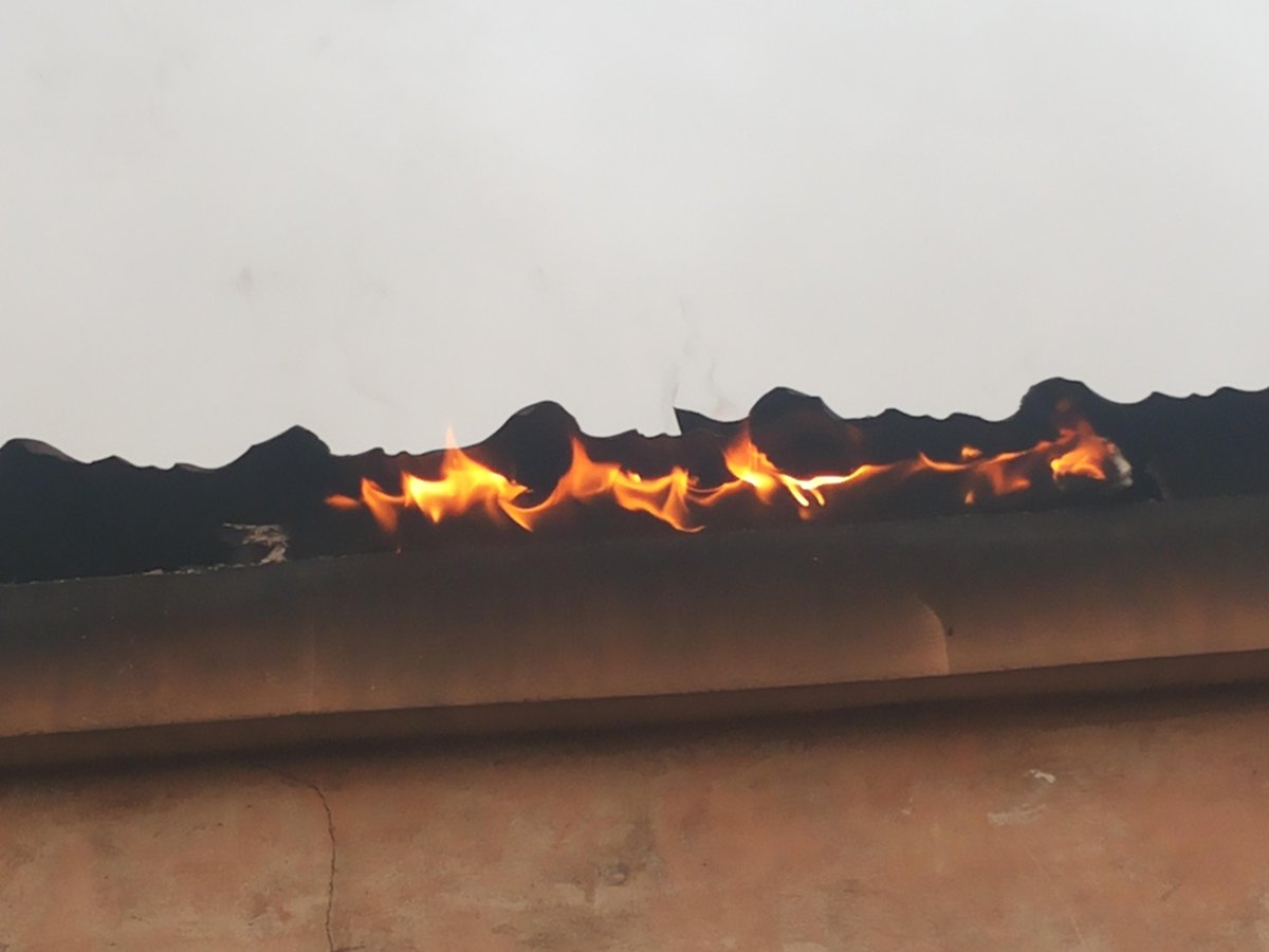 lorrenciaadam's tweet image. Cause of fire unknown
Odawna market
#marketfires