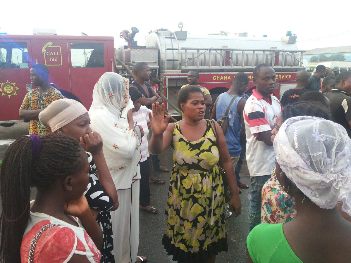 lorrenciaadam's tweet image. Traders lament over their burnt stuff
#marketfires odawna market
@Citi973