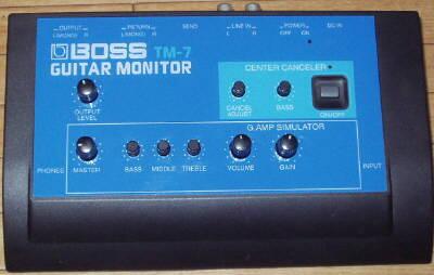 guitar762's tweet photo. BOSS TM-7 GUITAR MONITOR
ギターアンプのシュミﾚｰターとして練習用に最適。CDやMDをつなぐためのPIN端子装備。 また、その音楽の練習に不要なボーカル（中心定位）を消せるセンターキャンセラー装備。 http://t.co/LhpRbrJdwy