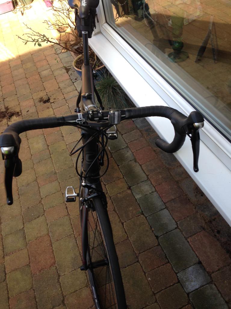 SuffolkCycling's tweet photo. New Bike Day. Cannondale Synapse 105 Carbon. Test run this morning - a bit windy but could feel the difference. http://t.co/hG3GRq0hpv