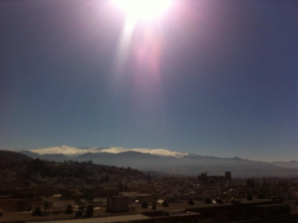 malvalanda's tweet photo. Grabando un nuevo proyecto en Granada #malvalandaenGranada #documental #documentary #malvalanda http://t.co/wlCGjRQi91