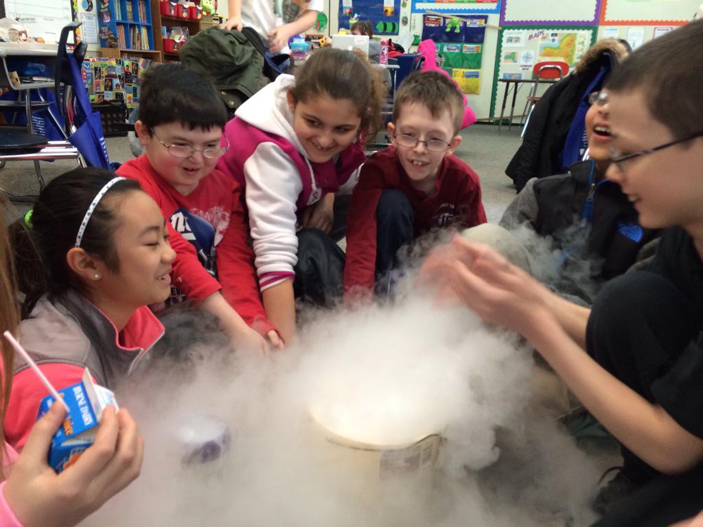 MrsMassaMath's tweet photo. Fun with dry ice! #sciencefair2015 #sublimation #ProudToBeDDE http://t.co/HnTHdxgo64