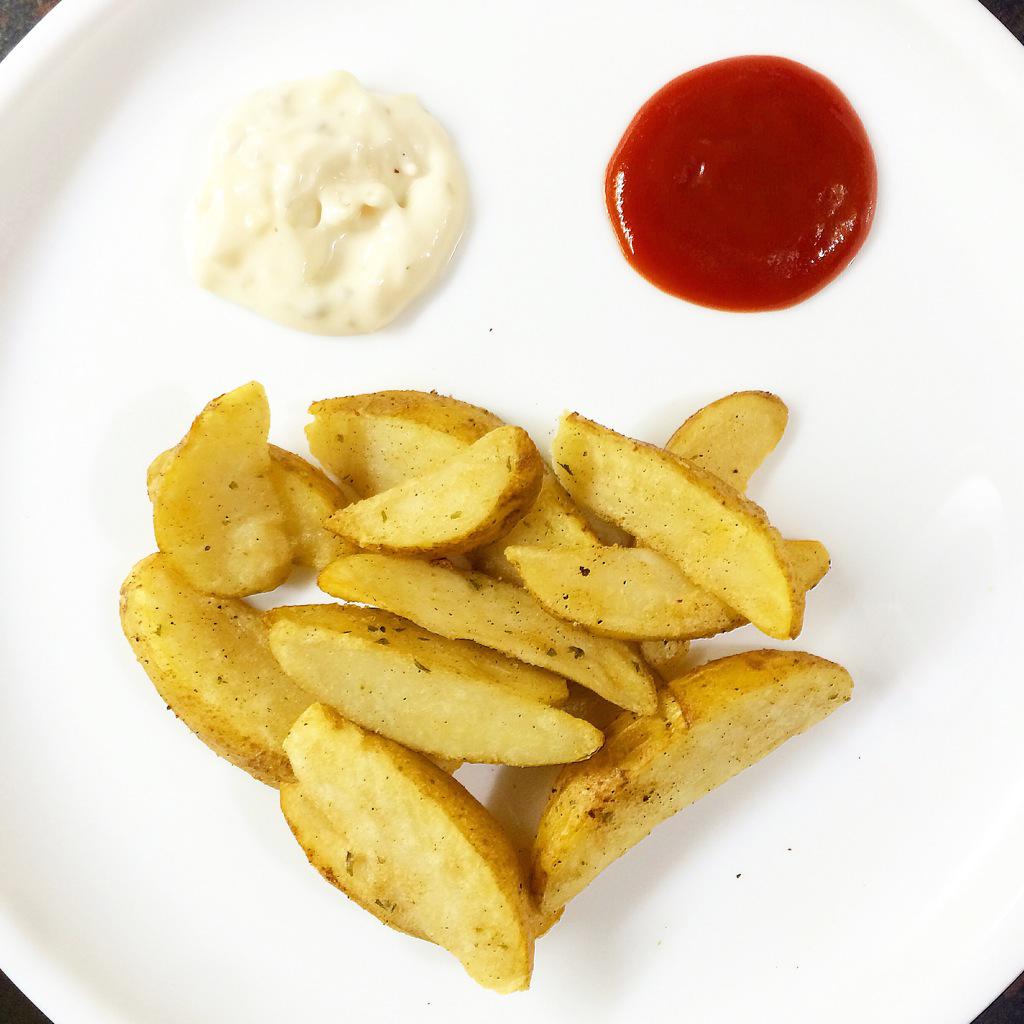 Radhika Malhotra tweet media