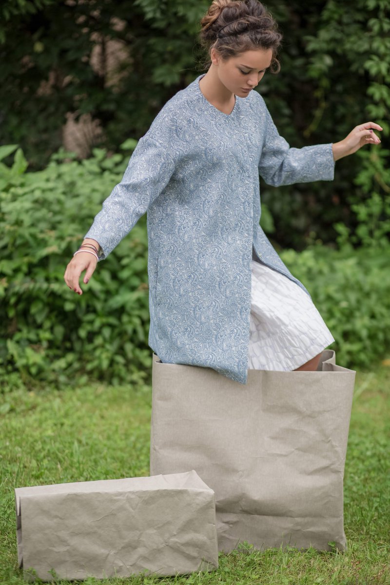 ventisettebi's tweet photo. Cotton jacquard lamé #coat/Round #flower jacquard #skirt #fashion #beclassy #style More on http://t.co/Zv5PVZj7SZ http://t.co/qhHGpQ6kHB