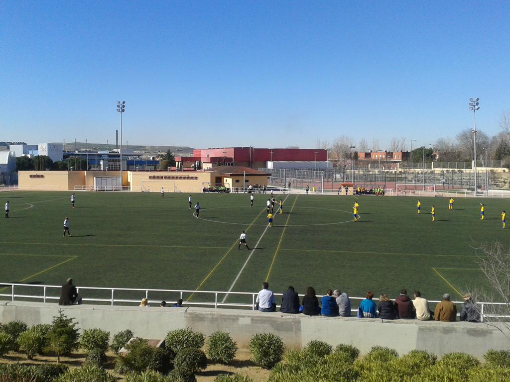 Prim Inf Aut Gr 3 <a href="/CDCovibar1988/">CD Covibar</a> #ADAlcorcon @MoralesRmv #Forzacovi hay que divertirse y entonces todo sera mas facil