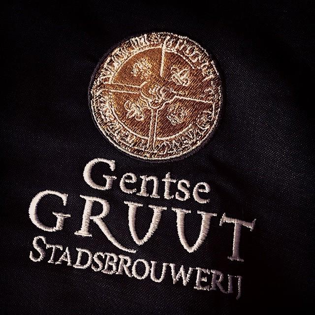 gianniboone's tweet photo. Weer een tevreden klant! Bureau Boone/Printt zorgde voor reclame op textiel v. @DrinkGruut #socialboone http://t.co/re4Oyf5LnN