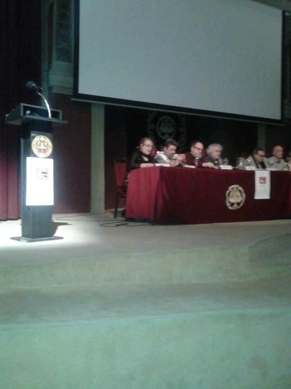 salvemostelema's tweet photo. Reclamamos TV pública plural y readmisión despedidos #Telemadrid en clausura #CongresoPEC @defiendecultura http://t.co/x3WclLJnGs