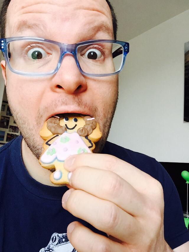 AlanDonegan's tweet photo. Thank you to @CustomCookieCo @SocialMediaSumm and @NickyKriel for my awesome #sm4sb cookie! Made my Saturday morning! http://t.co/OdQQrOsydc