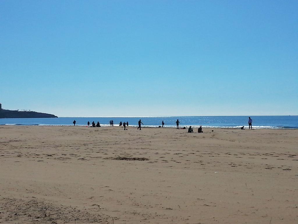VisitaSalou's tweet photo. Día fantástico es #Salou para disfrutar de la playa. http://t.co/WG604xXAjt