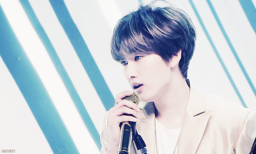 RT <a href="/dearhyuk0404/">그린비</a>: Cap] 150307 음중 #DNE 의 #너는나만큼 캡쳐 #Eunhyuk ㅠㅠ♥