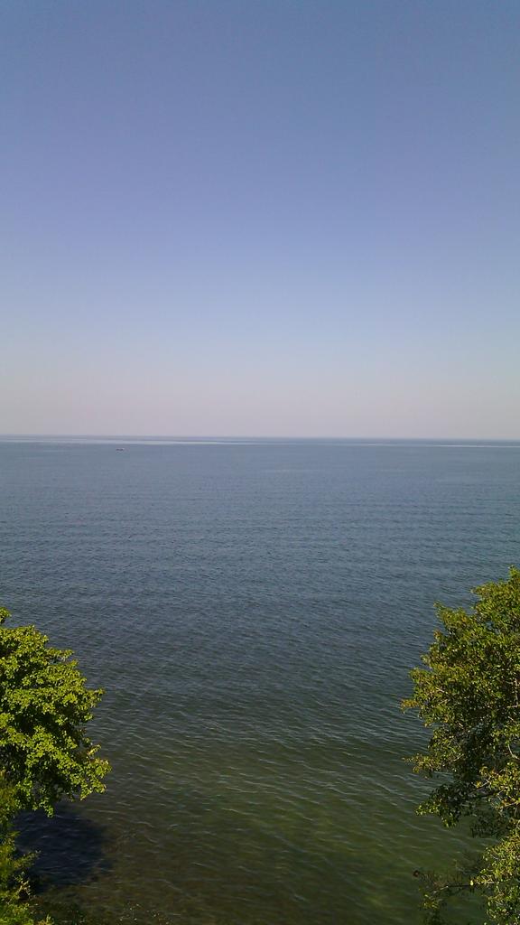 otikenne's tweet photo. I'm having awesome weekend along the #LakeVictoriaShores #LakeVictoria #RusingaIsland http://t.co/HZKkoRxkhL