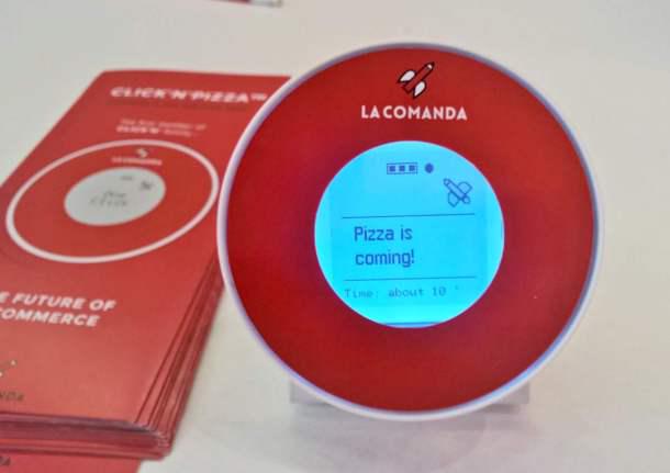 firestartersNL's tweet photo. Binnenkort kun je #pizza bestellen met deze #smart koelkastmagneet! #tech http://t.co/rkkDjaTaHD http://t.co/oSytV1ini0