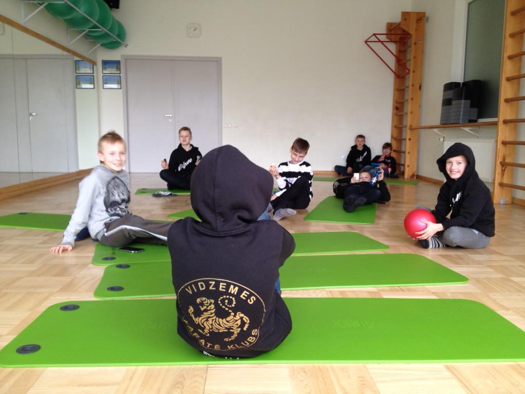 vkk_lv's tweet photo. Gaidam nākamo treniņu! 👌 http://t.co/CbQr8Wltie